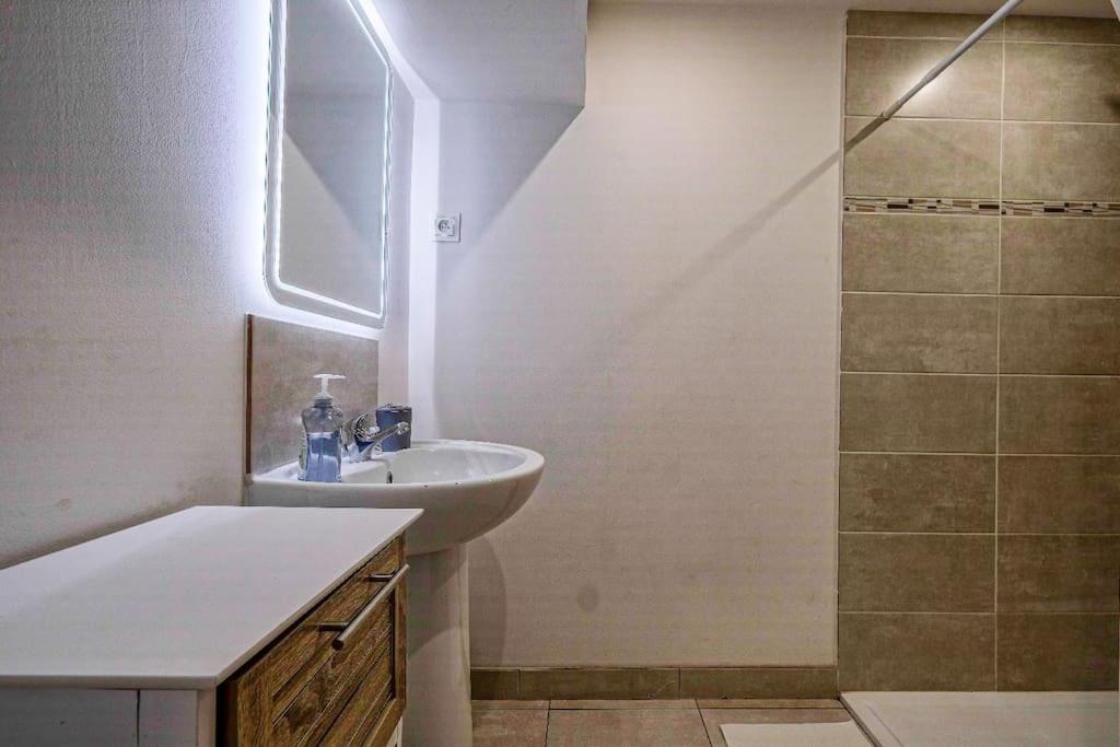 Magnifique Maison De Ville - Parking - Proche Disney Fublaines المظهر الخارجي الصورة